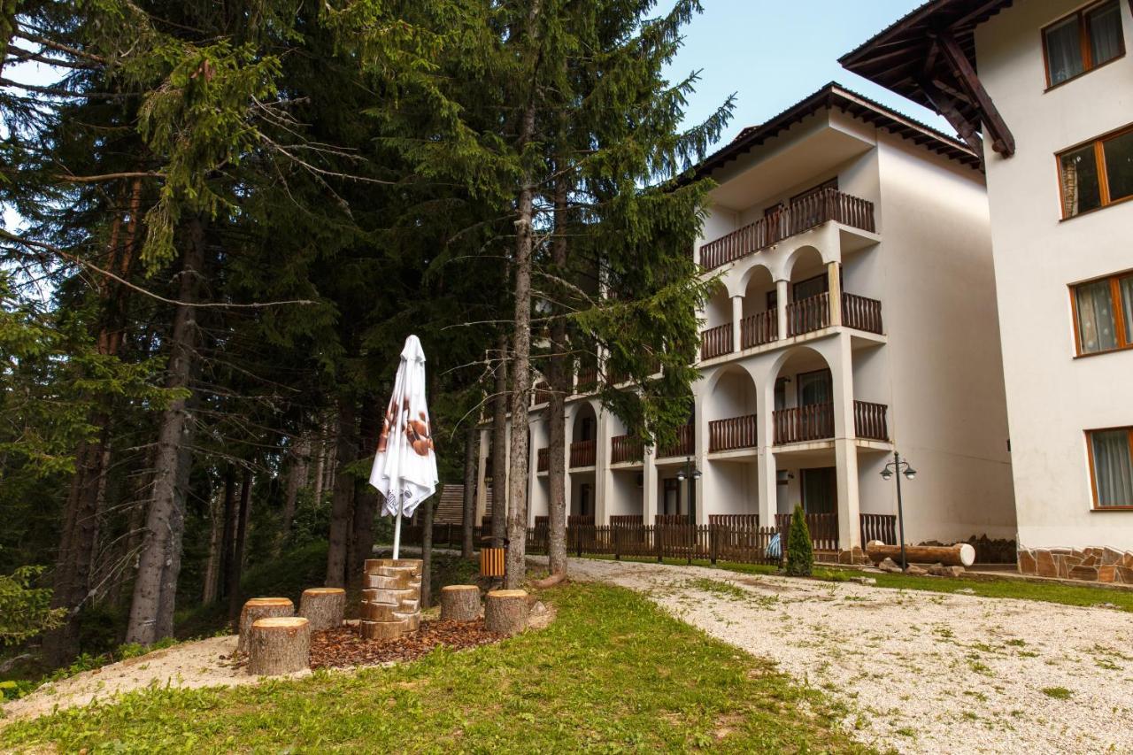Monastery 2 Aparthotel Pamporovo Exterior foto